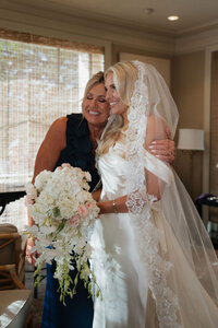 Camp House, Wedding portrait at Dallas Arboretum, DFW wedding venue