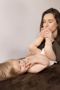 Boston Motherhood Photographer. Boston Motherhood Portraits. Boston Family Photographer. In studio motherhood portraits. Editorial Motherhood Portraits. North Shore Family Photographer. Deborah Zoe Photography.