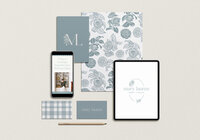 Mary-Lauren-stationery mockup scene 2