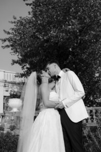 new-york-wedding-photographer-nyc-film-photographer-love-melissa-2201
