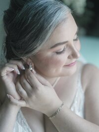 Timeless Tales Creatives - Fine Art Edmonton Wedding Photos at Tangled Roots Wedding Venue (15)