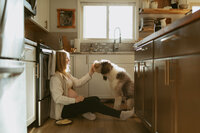 Madi Maternity Sneak Peek In home Heart and Seoul Photography3