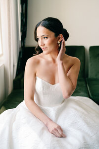 Reynoso-Clark-Bride-Getting-Ready-30