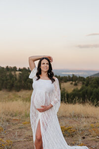 Boulder-Maternity-Portraits-Betasso-Preserve-99