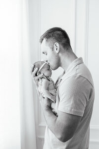 In Home Newborn 2024_Alexis Fox Photography + Westfield + Indiana + In Home + Newborn (45 of 88)