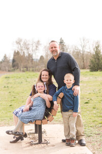 MOM_Mag_Chelsie_Marilla_Kay_Photo_Lebanon_Oregon-30