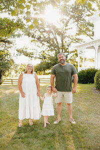 family mini engagement couple wedding christmas spring fall sessions maternity photographer wedding photography stuarts draft waynesboro charlottesville staunton18