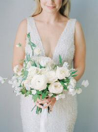 Bridal Bouquet | Domaine Cataraqui Wedding Photographer Canada | Juno by Julia C. Vona