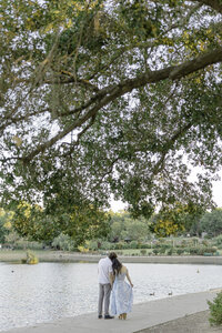 gardens-at-heather-farms-engagement-session-103