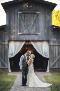 wedding day, barn wedding