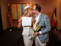 7-13-260394Annie_Jason_CityHall