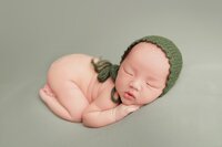 Beautiful newborn portraits in Elk Grove and Sacramento, capturing your baby's precious moments with simple elegance. Book your session today