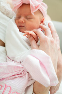 Lightly Photograph Fort Worth Portrait Family Newborn Baby Maternity CJ-00006