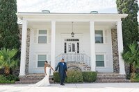 McClain-Highlights-the-island-house-81