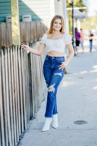 Jacksonville-Florida-senior-pictures-san marco-bartram-trail-1