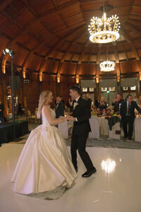 Coronado-Island-Hotel-Del-Coronado-Wedding-Alyssa-and-Logan-by-The-Delacastros-174