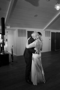 new-york-wedding-photographer-nyc-film-photographer-love-melissa-966