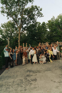 spontaneous group photo at wedding reception, candid photographer, documentary wedding photographer, nyc wedding photographer, new york wedding photographer