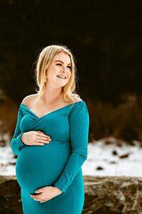 R and A Maternity-36