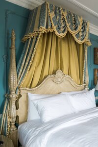 <img src=“chanler-newport-wedding.jpg" alt=“chanlernewportwedding”/> A spring wedding at The Chanler Mansion on the Cliff Walk in Newport, Rhode Island.
