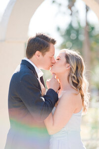 Laguna Gloria + Austin Engagement Photographer 09