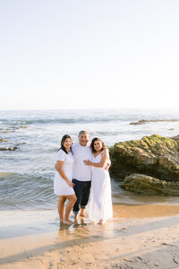 Mitzi-family-beach2022-0075