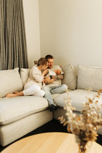 The best newborn photographer in Christchurch