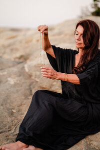 CAPTURING LIGHT - CLAUDIA CLIFF-8