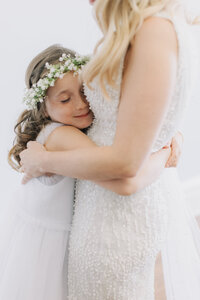 Flower Girl | Destination Wedding Photographer Quebec | Juno by Julia C. Vona
