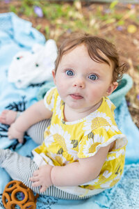 children-photoshoot-mallorca-woods-tw-10