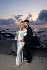 Engagement session in classy attire | Jekyll Island Engagement Photos by Phavy Photography