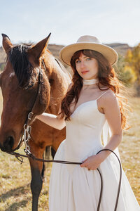 colorado-elopement-photographer-sylvan-dale-ranch113