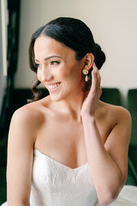 Reynoso-Clark-Bride-Getting-Ready-31