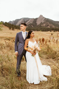 leah-nick-rebrandt-yard-boulder-07177