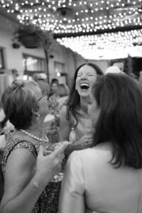 delamar-hotel-greenwich-rehearsal-dinner-nyc-wedding-photograher-sava-weddings-408
