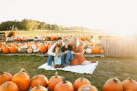 family mini engagement couple wedding christmas spring fall sessions maternity photographer wedding photography stuarts draft waynesboro charlottesville staunton35