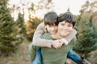 family mini christmas spring fall sessions maternity photographer photography stuarts draft waynesboro charlottesville staunton13
