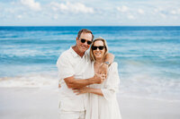 Mid Day Family Photos at Hyatt Grand Regency Poipu-16