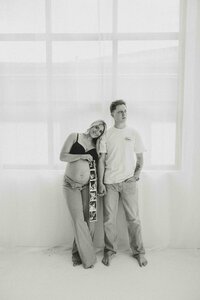 MaddeeMaternityBW-50