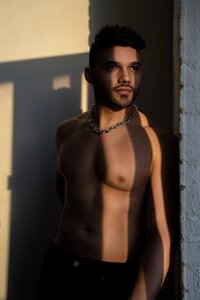 Portrait en studio DJ Henrique Viana