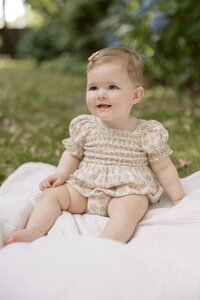 Boston Family Photographer. Boston Family Session. Beacon Hill Family Session. Summer Family Session. New England Family Photographer. Deborah Zoe Photography. Summer family session. Newborn photographer. Boston Newborn Photographer. Boston Portrait Photographer.