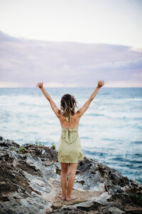 Kauai-Family-Photographers-Keoneloa-27