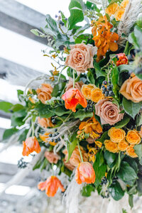 Glen-Ellen-Farm-MD-wedding-florist-Sweet-Blossoms-flower-chandelier-Kirsten-Smith-Photography