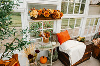 gravel-and-grace-glasshouse-vintage-trunk-fall-decor.jpg