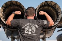 all-dayton-air-show-senior-photos-dayton-airport--8