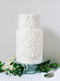 Cavin Elizabeth - Cotswowlds Flutter Retreat MonAnnie Cakes 4