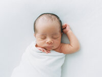 Chicago-newborn-photographer