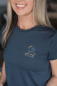 North Shore Small Business Photographer. Lifestyle visuals, content creation for small businesses and creatives. Deborah Zoe Photography.