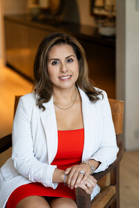 Dallas Fort Worth Headshot Photographer traditonal lifestyle on location in studio lightly photography-00049