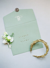 Wedding details and inspiration in Lake Como by destination Wedding Photographers Pinnel Photography